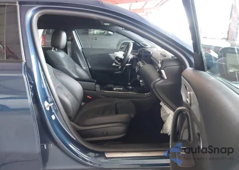 2021 Mercedes-Benz A 220 из США, поврежденный, VIN W1K3G4EB9MJ271641